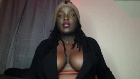 Snapshot of heaven_122 chatting on 02.23.26 Angel online show from 02.23.26