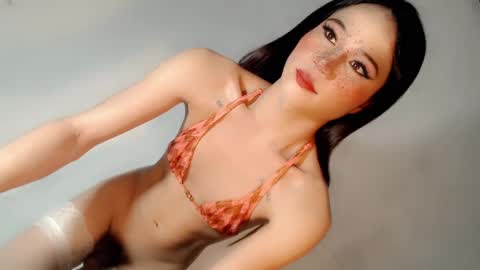 Snapshot of heavenlycum69_mickey chatting on 12.15.24 Mickey online show from 12.15.24