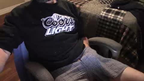 Snapshot of heavilyhung chatting on 02.06.26 John online show from 02.06.26