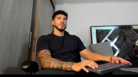 Snapshot of heavy_thor chatting on 05.19.26 Thor online show from 05.19.26