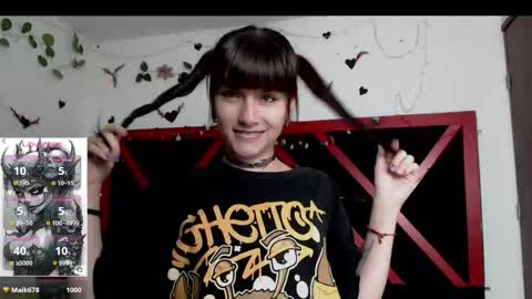 Snapshot of hecatedark122 chatting on 03.19.26 sofia online show from 03.19.26