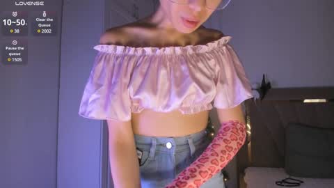 Call me Mia online show from 12.30.24