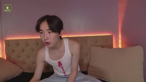 HEEJIN online show from 09.20.25