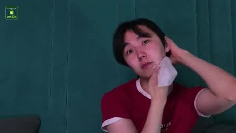 Snapshot of heejinwang chatting on 06.14.26 HEEJIN online show from 06.14.26