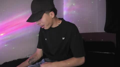 heellboy_ online show from 05.25.26