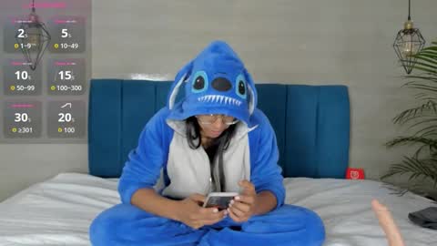 heidi_feuer online show from 10.31.25