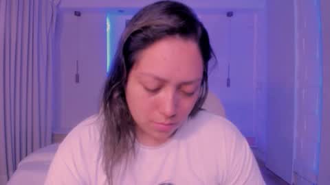 Heidy online show from 10.19.25