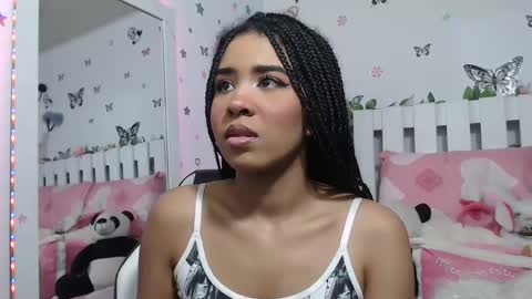 Snapshot of hela_sexy_xx chatting on 12.02.24 hella online show from 12.02.24