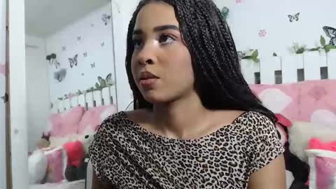 Snapshot of hela_sexy_xx chatting on 05.30.26 hella online show from 05.30.26
