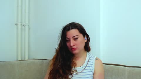 helen_adams_ online show from 12.04.24