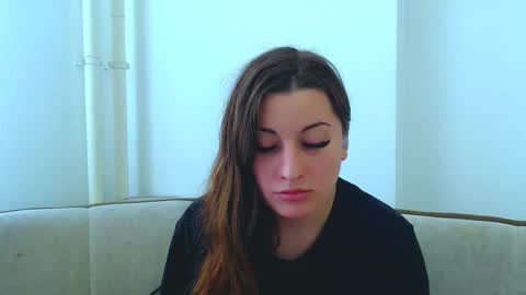 helen_adams_ online show from 03.10.25