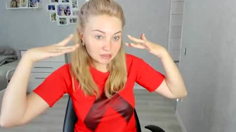 Snapshot of helen_angel_girl chatting on 08.01.26 Helen sven online show from 08.01.26
