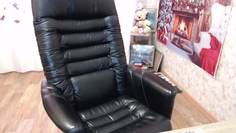 Snapshot of helen_bee chatting on 12.03.24 Tanya online show from 12.03.24