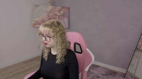Helen Carson online show from 05.21.26