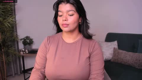 helen_miller online show from 12.09.24