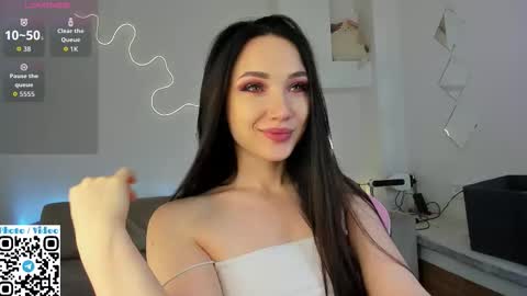 helen_spark online show from 11.19.25