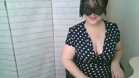 Helen online show from 04.03.26