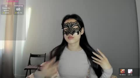 Snapshot of helenblazetrt chatting on 05.18.26 Hi I am Helen online show from 05.18.26