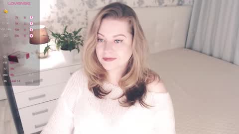 Snapshot of helenbonham chatting on 09.20.25 Helena Bonham online show from 09.20.25