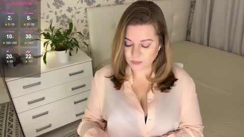 Helena Bonham online show from 12.13.25