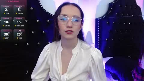 Helene online show from 02.20.25