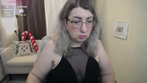 helenenigma online show from 11.24.25