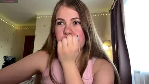 Chloe online show from 05.11.26