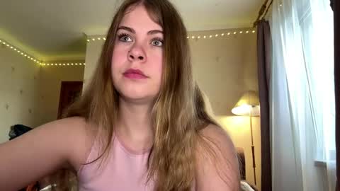 Chloe online show from 05.20.26