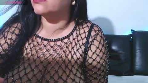 helennamartinez online show from 02.02.25