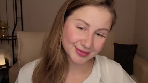 Snapshot of helens_lov chatting on 10.09.25 Helen online show from 10.09.25