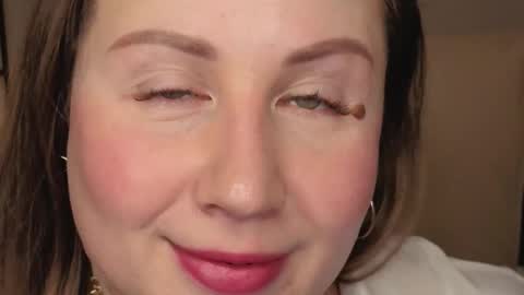 Snapshot of helens_lov chatting on 11.20.25 Helen online show from 11.20.25