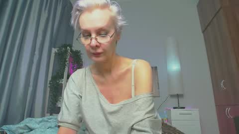 Snapshot of helgahimmele chatting on 03.01.25 Helga online show from 03.01.25
