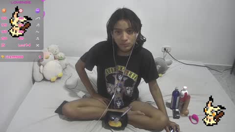 Helia Transfem and Amy online show from 01.24.25