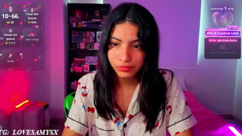 Helia Transfem and Amy online show from 06.04.26