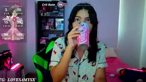 Snapshot of helia_n_amy chatting on 06.19.26 Helia Transfem and Amy online show from 06.19.26