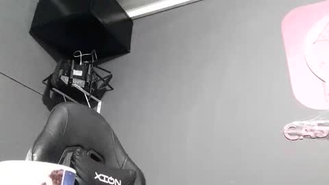 Eros online show from 10.21.25