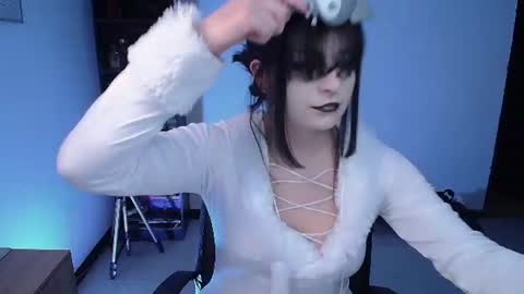 Snapshot of hell_dancer_ chatting on 06.18.26 Lexa online show from 06.18.26