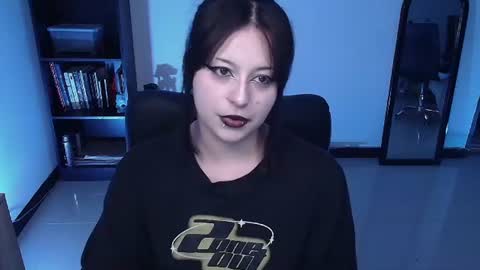Snapshot of hell_dancer_ chatting on 07.15.26 Lexa online show from 07.15.26