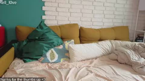 Snapshot of hell_l0ve chatting on 07.19.26 Anastasiia online show from 07.19.26