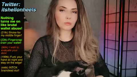 Snapshot of hell_on_heels_ chatting on 02.24.25 - show loyalty and subscribe - online show from 02.24.25