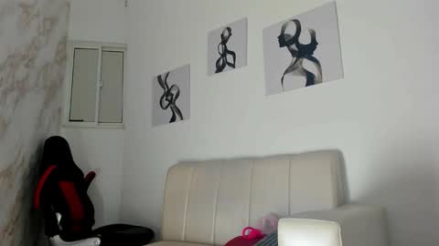 hellen_rice online show from 10.12.25