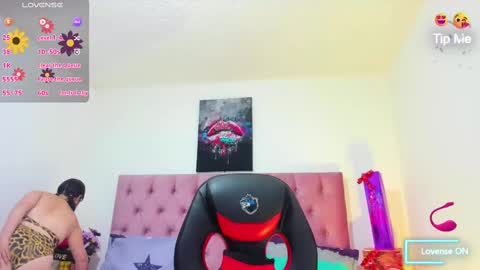 Snapshot of hellen_starx chatting on 01.11.25 hellen_starx online show from 01.11.25