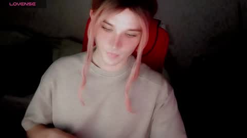 Snapshot of hellenspellman chatting on 09.28.25 Helen Spellman online show from 09.28.25