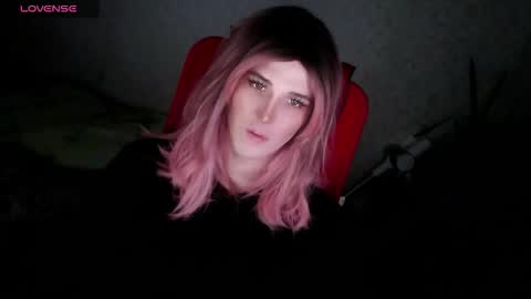 Snapshot of hellenspellman chatting on 11.14.25 Helen Spellman online show from 11.14.25