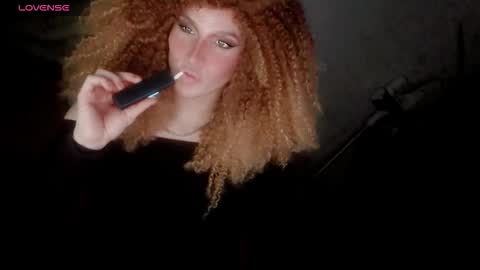 Snapshot of hellenspellman chatting on 12.05.25 Helen Spellman online show from 12.05.25