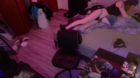 Hayley online show from 04.08.26