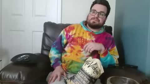 Snapshot of hellflow chatting on 12.08.24 hellflow online show from 12.08.24