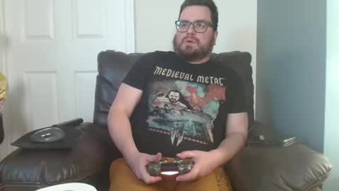 Snapshot of hellflow chatting on 01.12.25 hellflow online show from 01.12.25