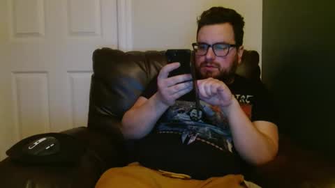 Snapshot of hellflow chatting on 01.12.25 hellflow online show from 01.12.25