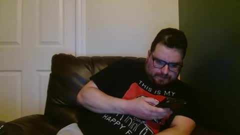 Snapshot of hellflow chatting on 03.08.25 hellflow online show from 03.08.25